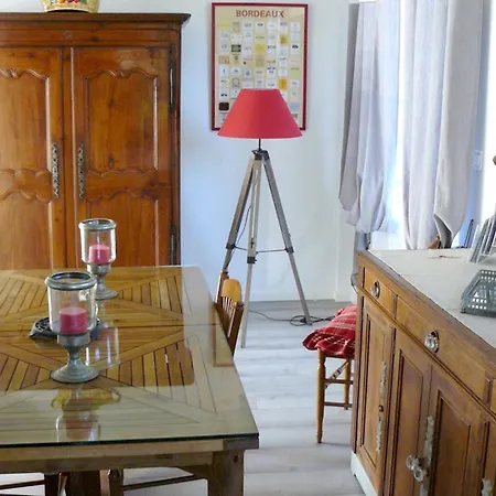 Charmante à Avec Piscine Privée Et Jardin Villa Arsac