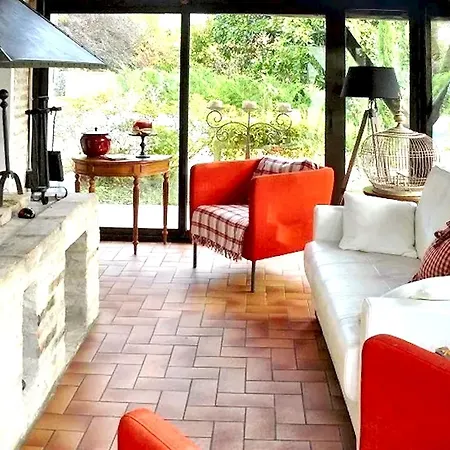 Charmante A Avec Piscine Privee Et Jardin Villa *