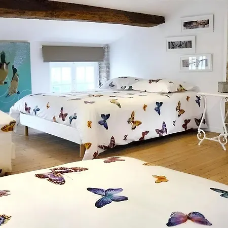 Charmante A Avec Piscine Privee Et Jardin